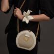 Accesoriu FLOARE DE VANILIE ALBA din piele 
